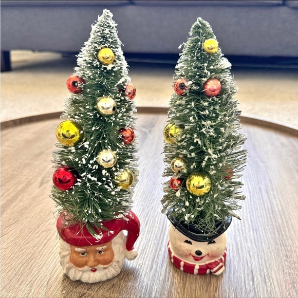 Retro Inspired Christmas Tree Bottle Brush Mugs Santa & Snowman Decor - Picture 3 of 6